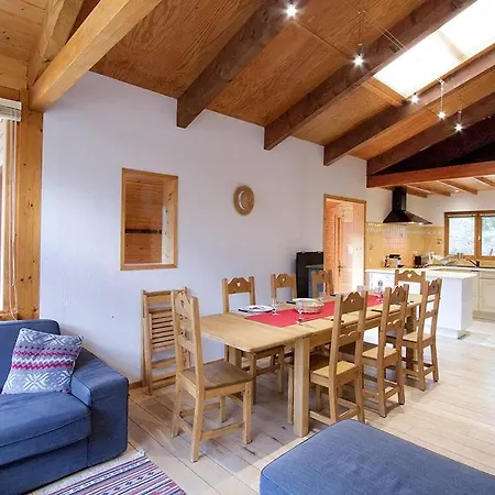 Chalet Les Jonquilles 12p Holiday home *
